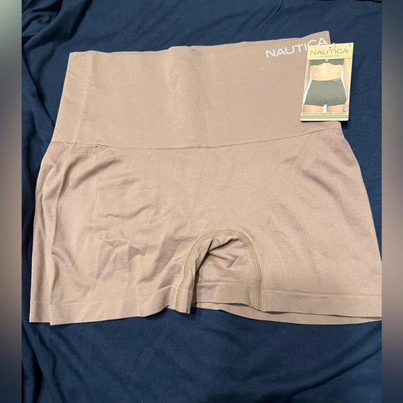 Danskin Shaper Shorts NWT - Picture 2 of 6